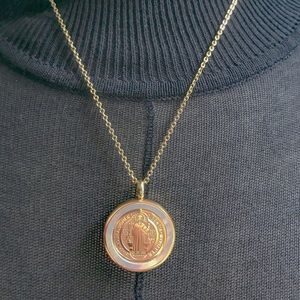 Saint Necklace GOLD & MOTHER OF PEARL